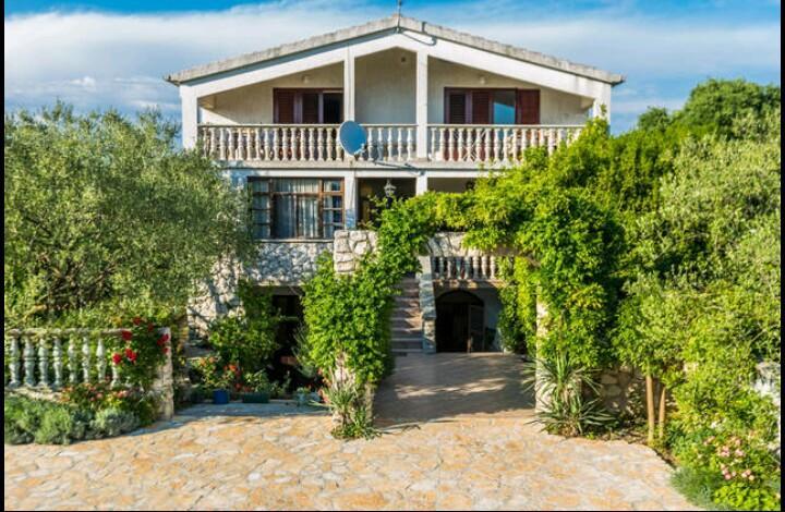 Apartments Marinka Biograd Na Moru Bagian luar foto