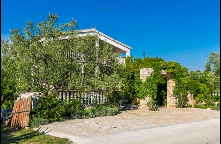 Apartments Marinka Biograd Na Moru Bagian luar foto