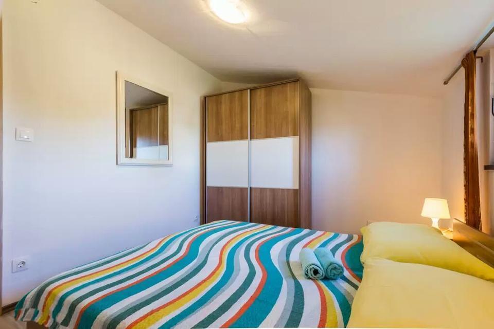 Apartments Marinka Biograd Na Moru Bagian luar foto