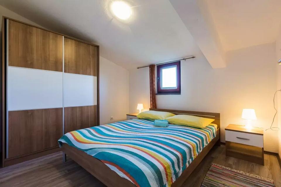 Apartments Marinka Biograd Na Moru Bagian luar foto