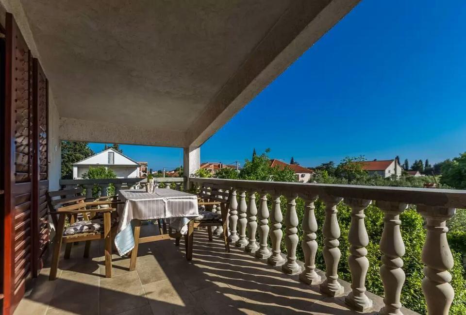 Apartments Marinka Biograd Na Moru Bagian luar foto